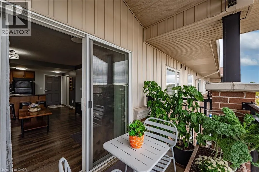67 KINGSBURY SQUARE Square SW Unit# 411, #411