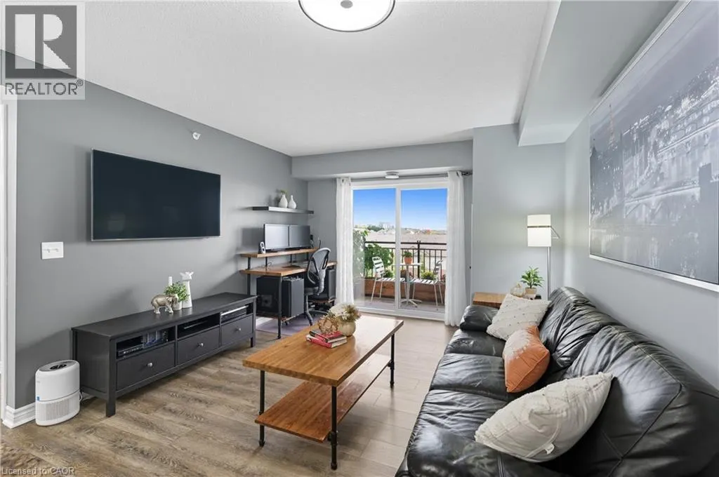 67 KINGSBURY SQUARE Square SW Unit# 411, #411