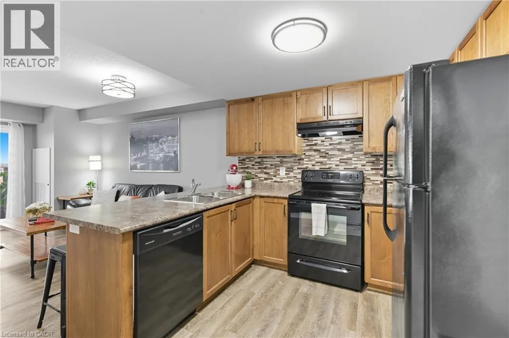 67 KINGSBURY SQUARE Square SW Unit# 411, #411