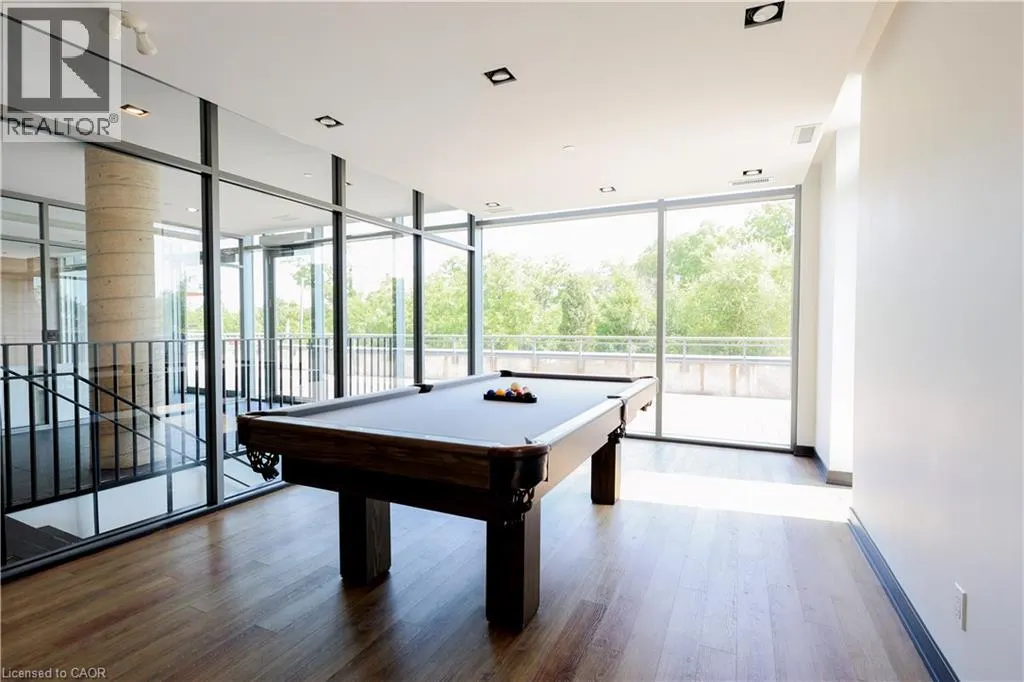 5240 DUNDAS Street Unit# B215, #B215
