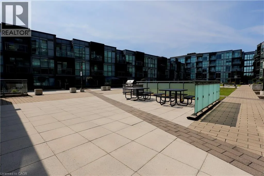5240 DUNDAS Street Unit# B215, #B215