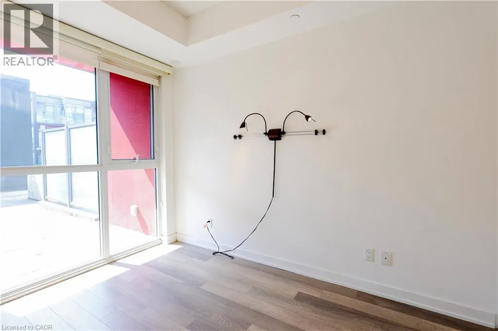 5240 DUNDAS Street Unit# B215, #B215
