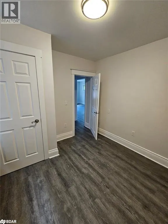 983 MAIN Street E Unit# 1, #1