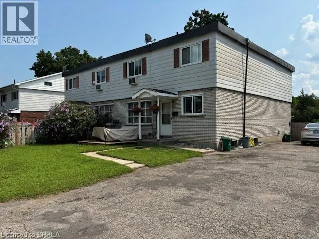 15 BRENDA Court