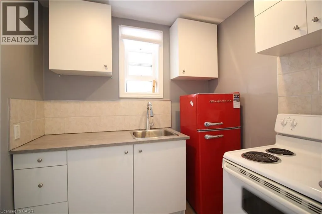 227 JAMES Street N Unit# 2, #2