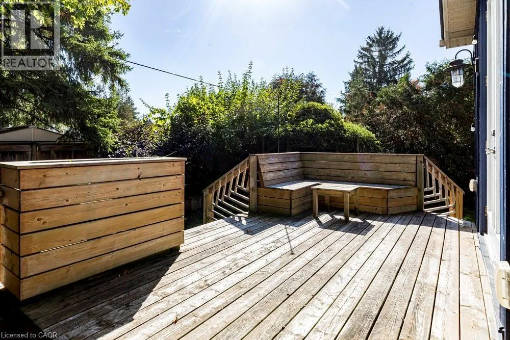 627 ERAMOSA Road