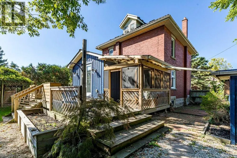627 ERAMOSA Road