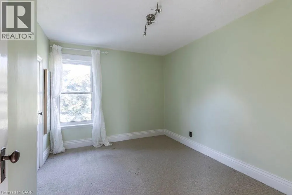 627 ERAMOSA Road
