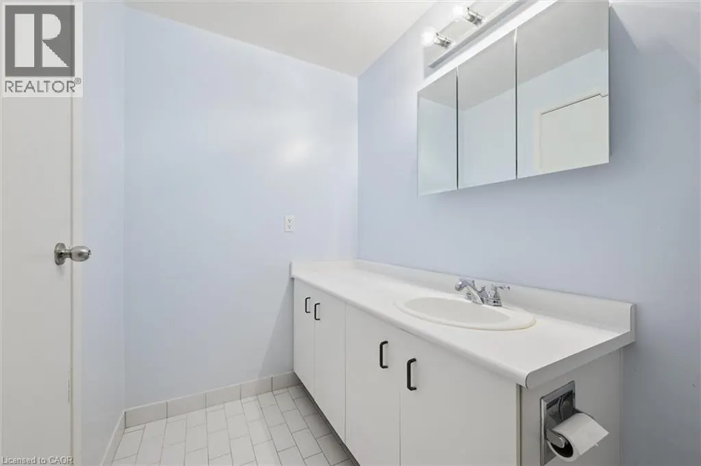 30 BLUE SPRINGS Drive Unit# 702, #702