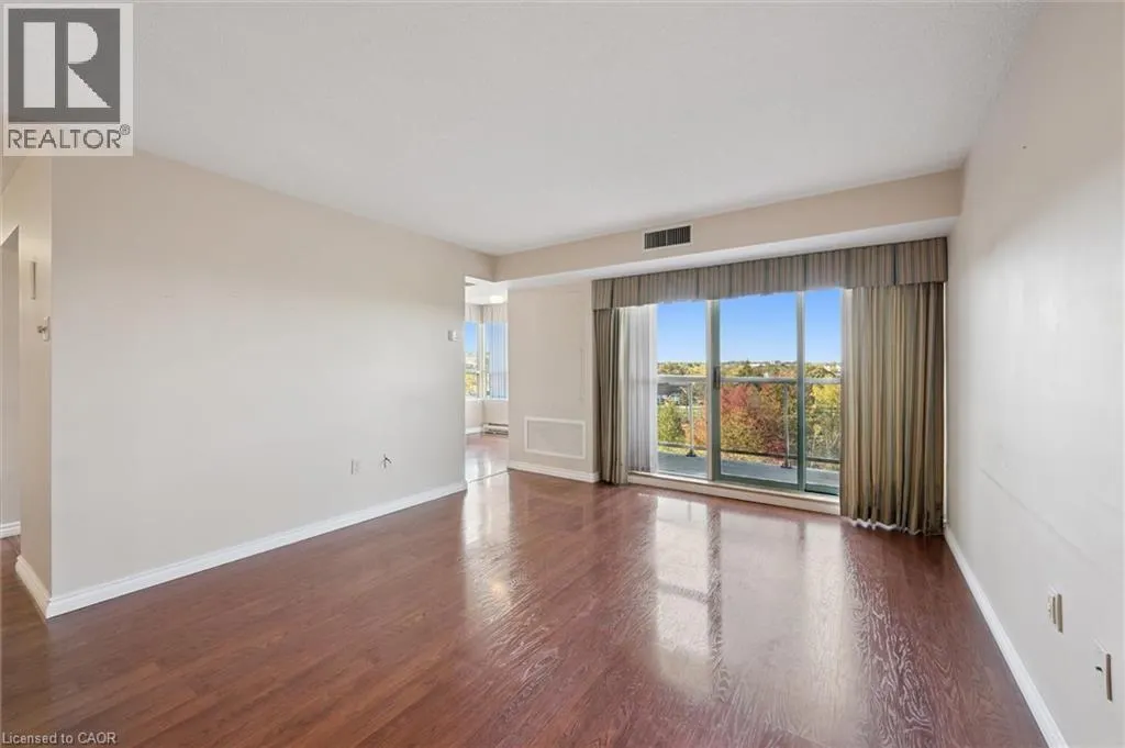 30 BLUE SPRINGS Drive Unit# 702, #702