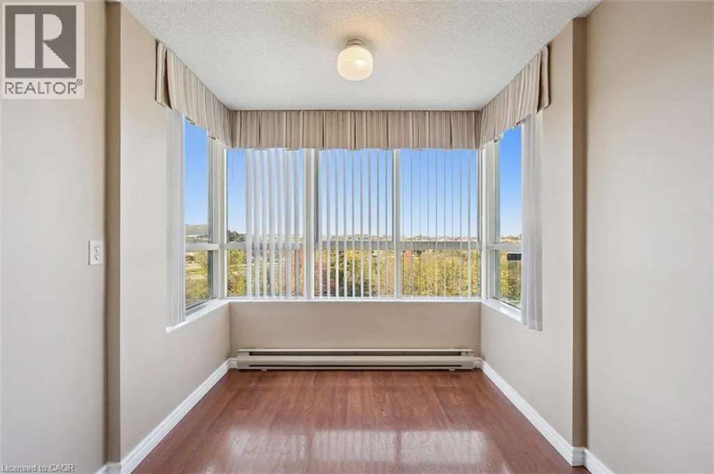 30 BLUE SPRINGS Drive Unit# 702, #702