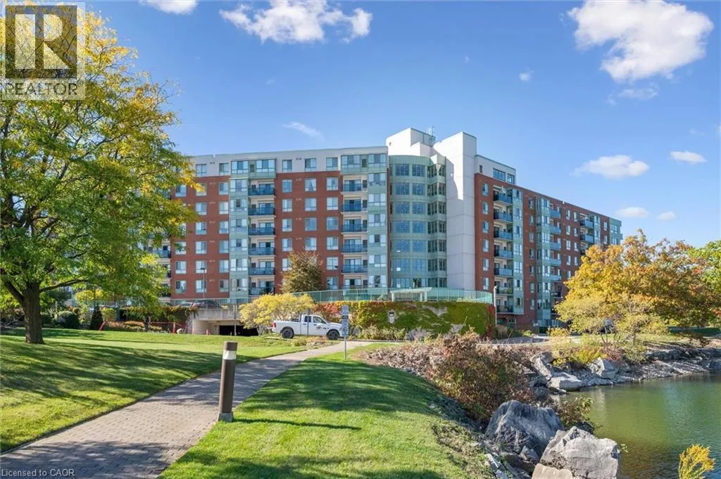 30 BLUE SPRINGS Drive Unit# 702, #702