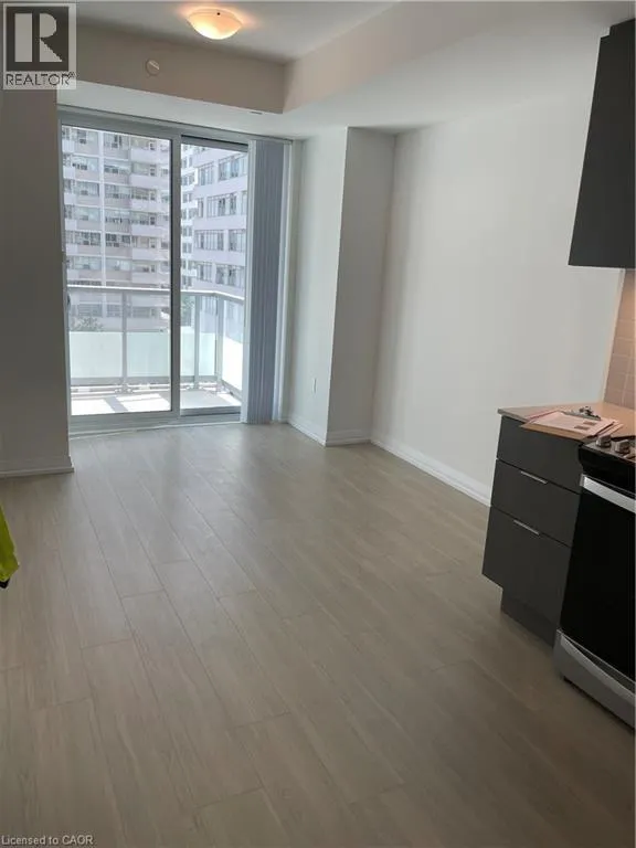 50 DUNFIELD Avenue Unit# 512, #512