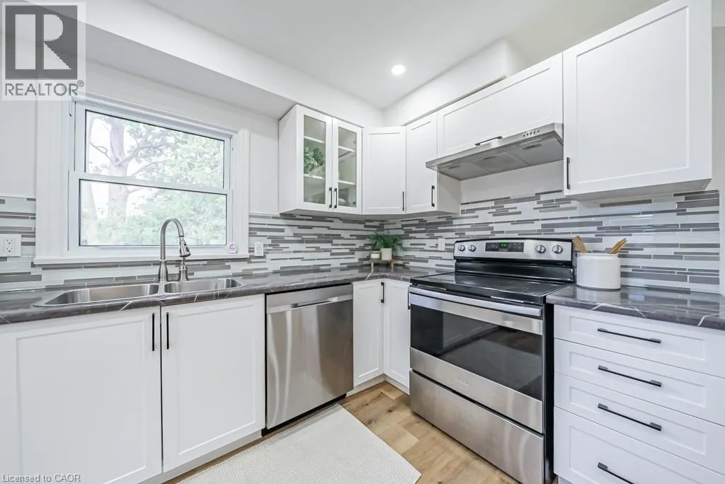 14 WOODBINE Avenue Unit# A, #A