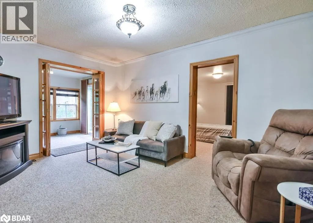 4306 WAINMAN Line