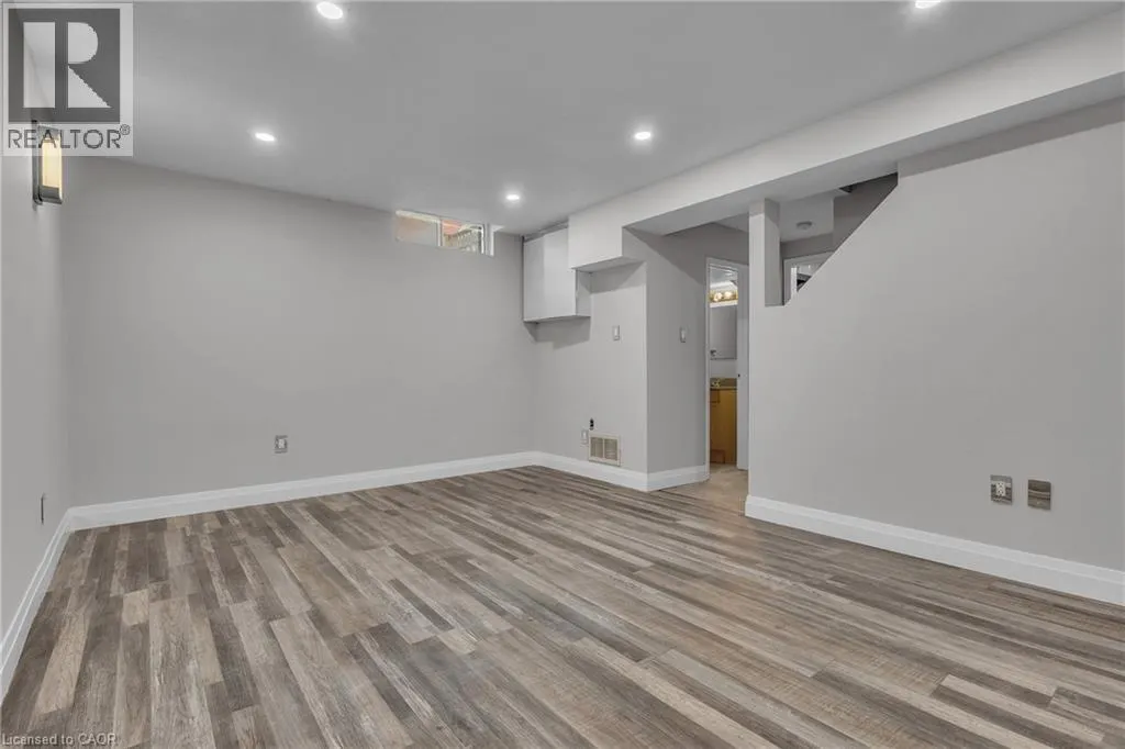 43 CONNELLY Drive
