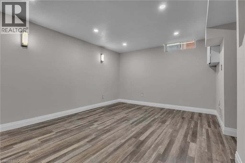 43 CONNELLY Drive