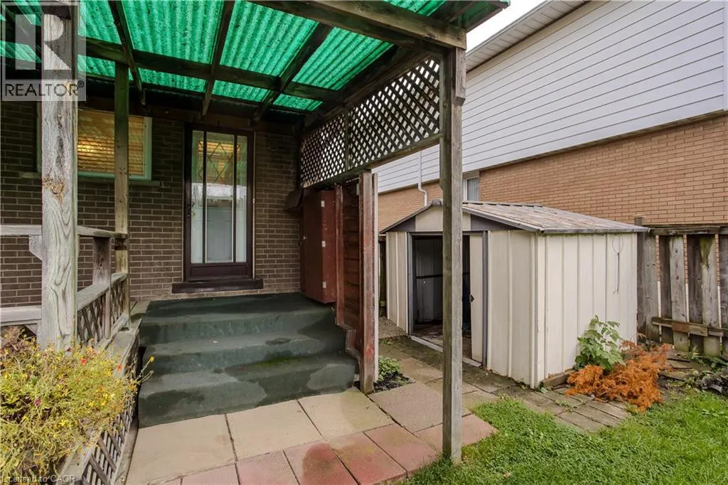 58 GOLDFINCH Road