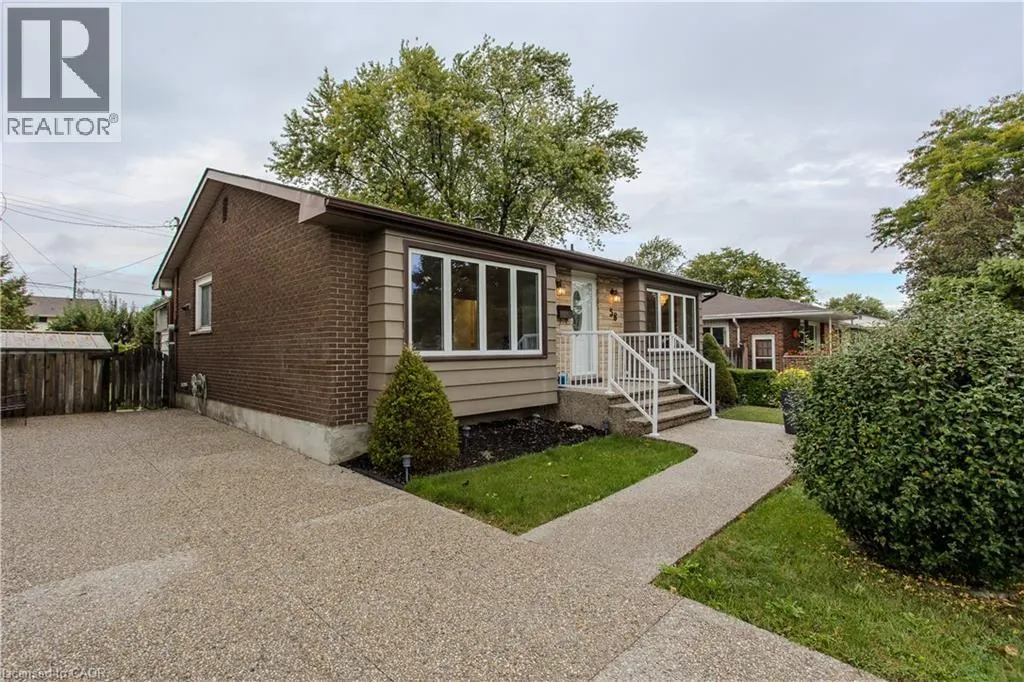 58 GOLDFINCH Road