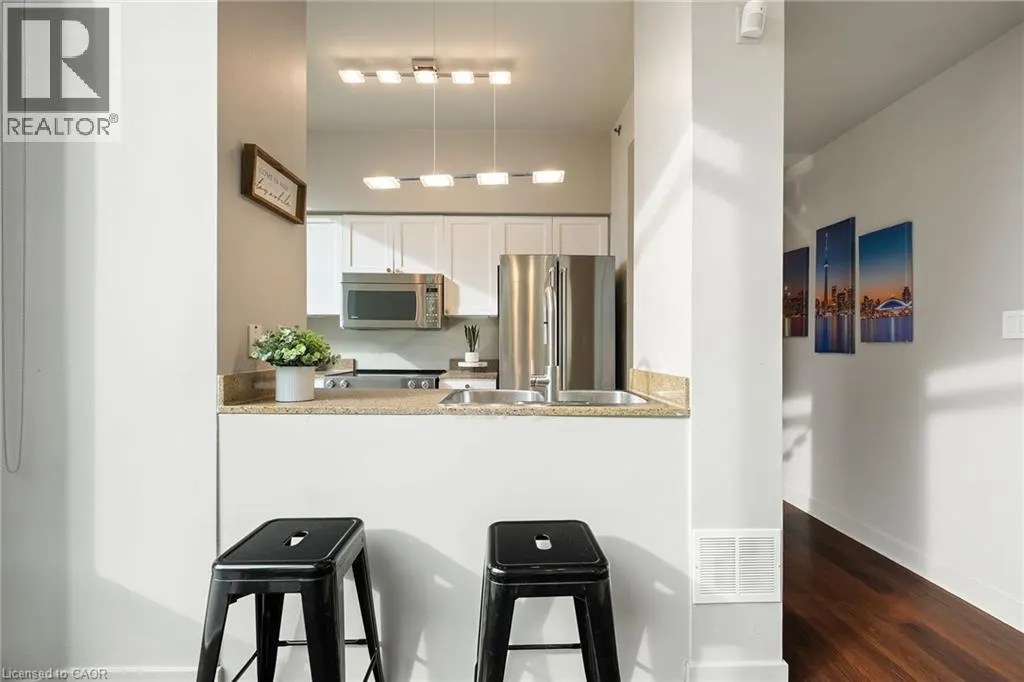 81 NAVY WHARF Court Unit# 201, #201
