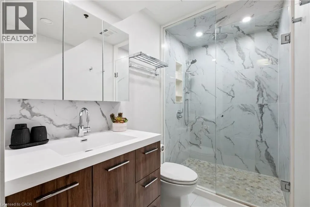 81 NAVY WHARF Court Unit# 201, #201
