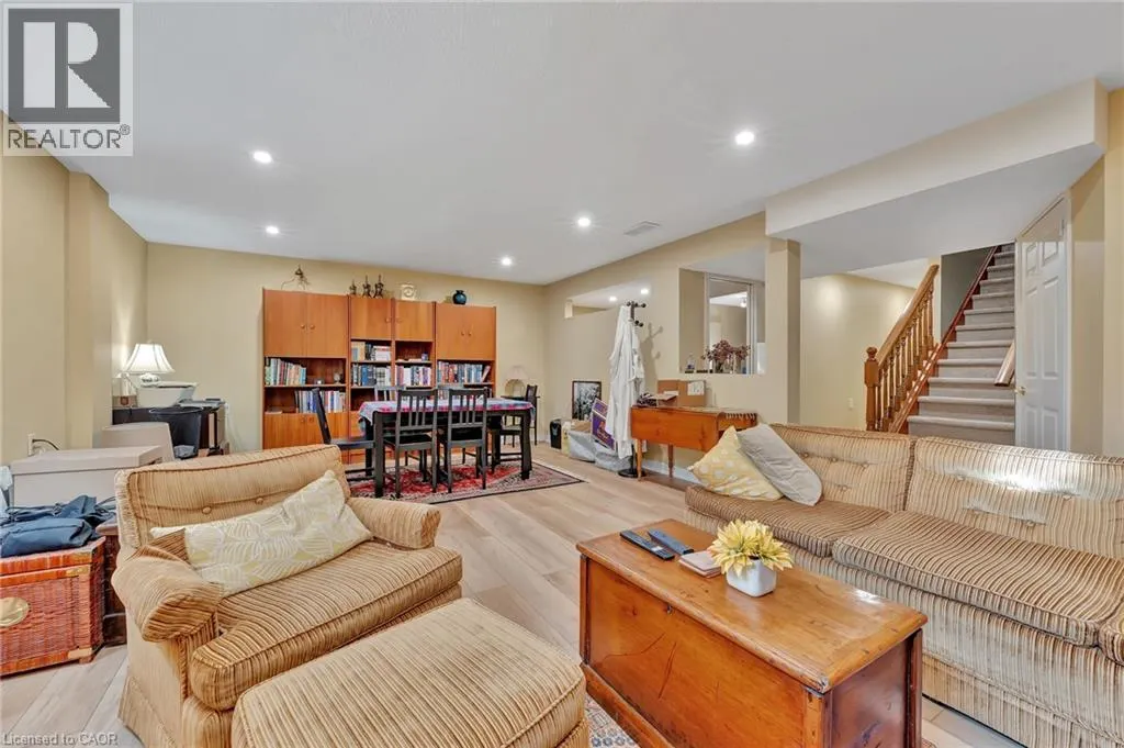 350 DOON VALLEY Drive Unit# 10F, #10F