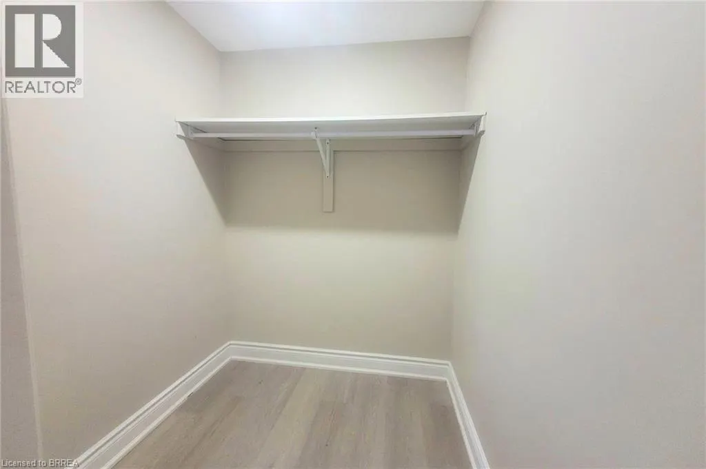 22 IAN ORMSTON Drive Unit# LOWER, #LOWER