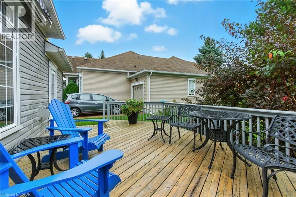 297 SILVERBIRCH Boulevard