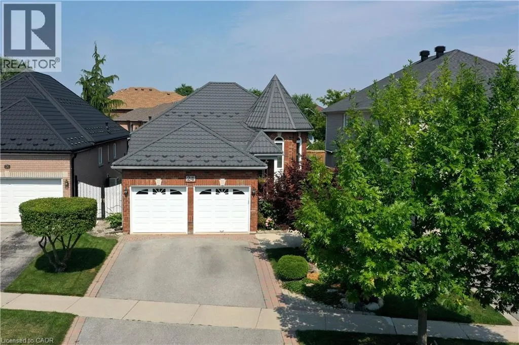 24 HUFFMANN Drive