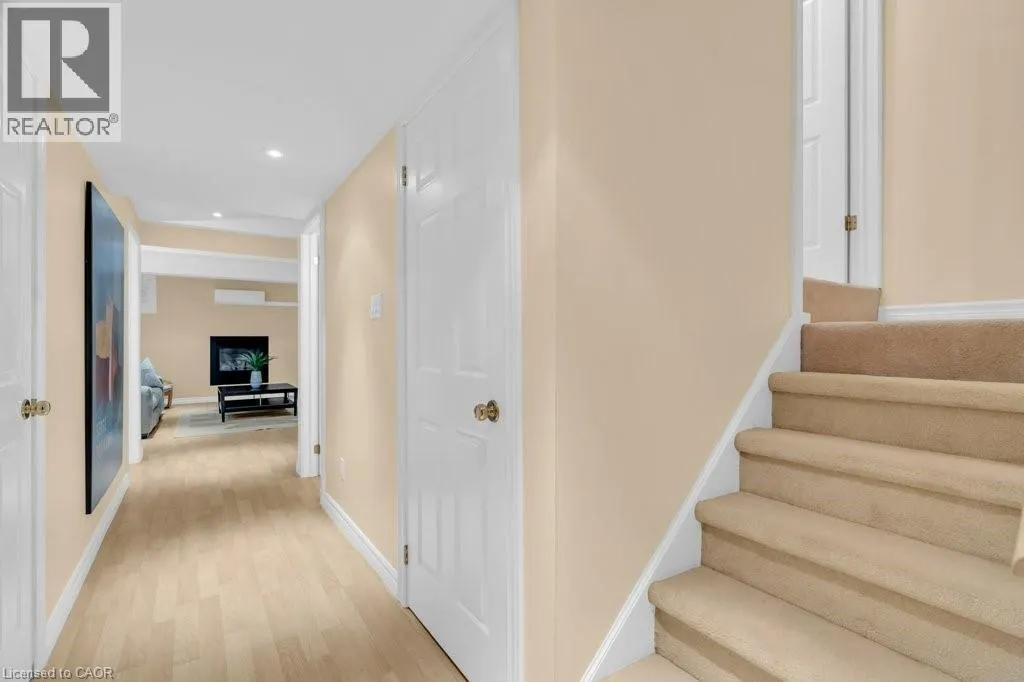 589 WINTERBURG Walk