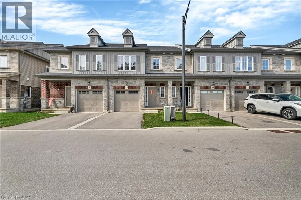 11 GARLENT Avenue