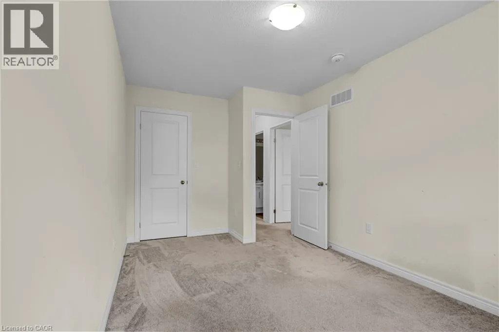 11 GARLENT Avenue