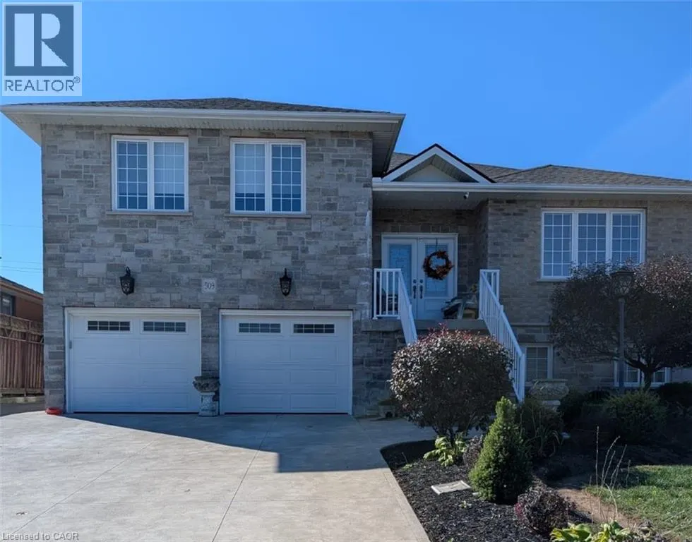 509 MOHAWK Road W Unit# UPPER 1A, #UPPER 1A