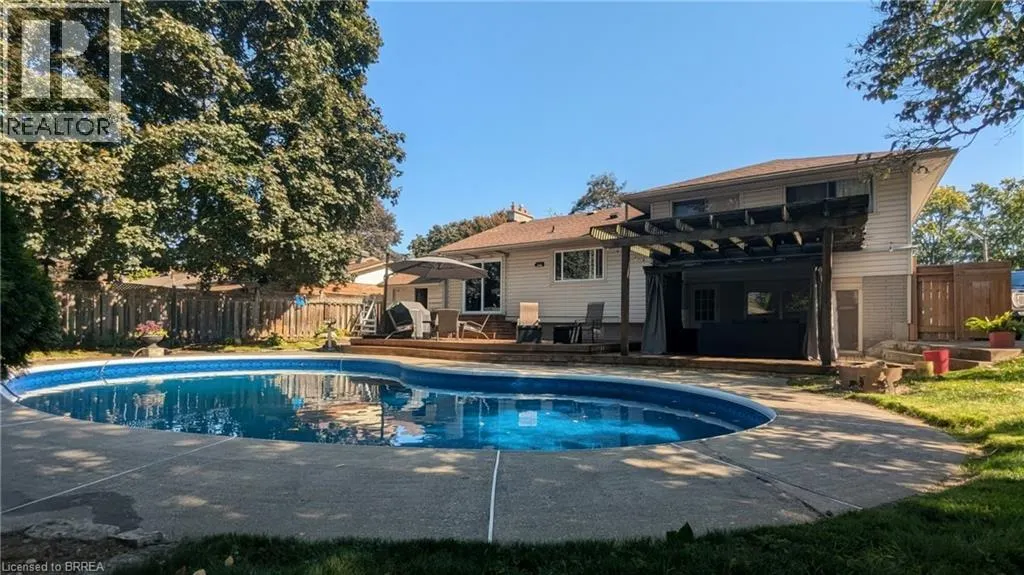 14 MEADOW Road