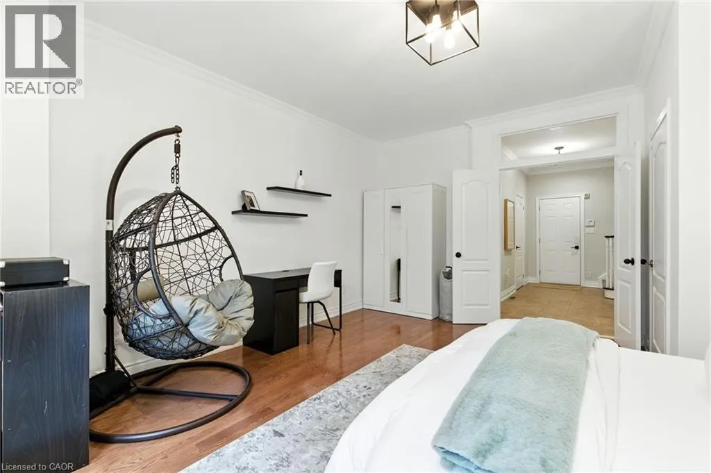 117 NELSON Street Unit# 3, #3