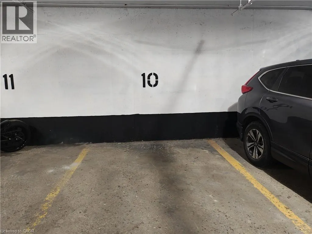 81 CHARLTON Avenue E Unit# 103, #103