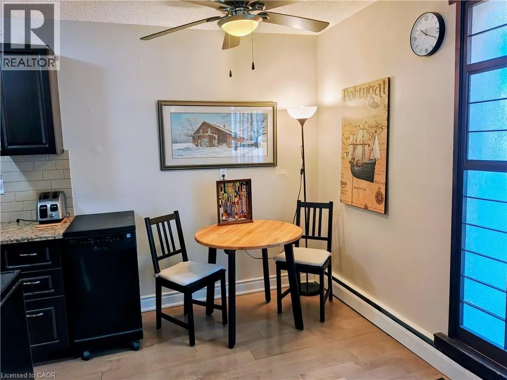 81 CHARLTON Avenue E Unit# 103, #103