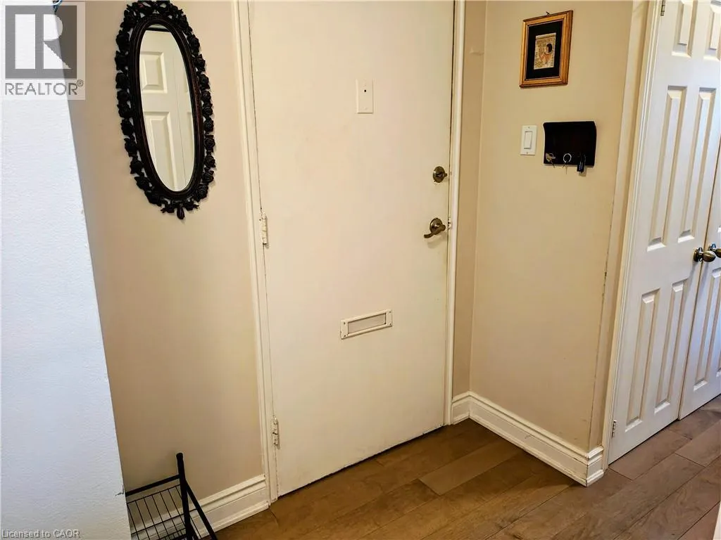 81 CHARLTON Avenue E Unit# 103, #103