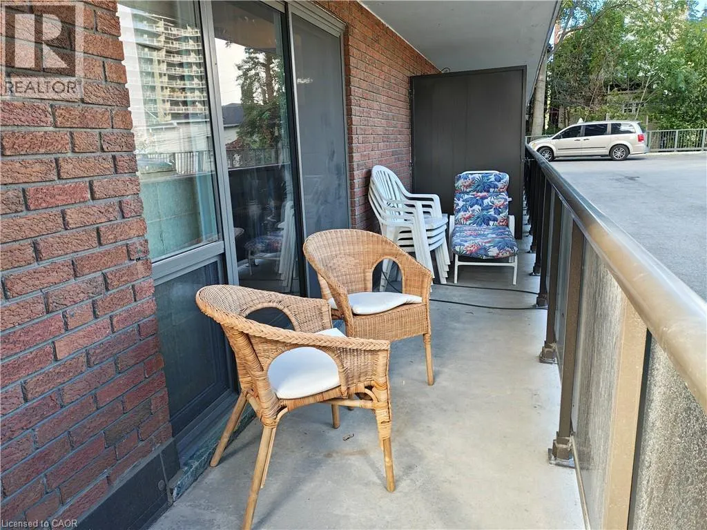81 CHARLTON Avenue E Unit# 103, #103