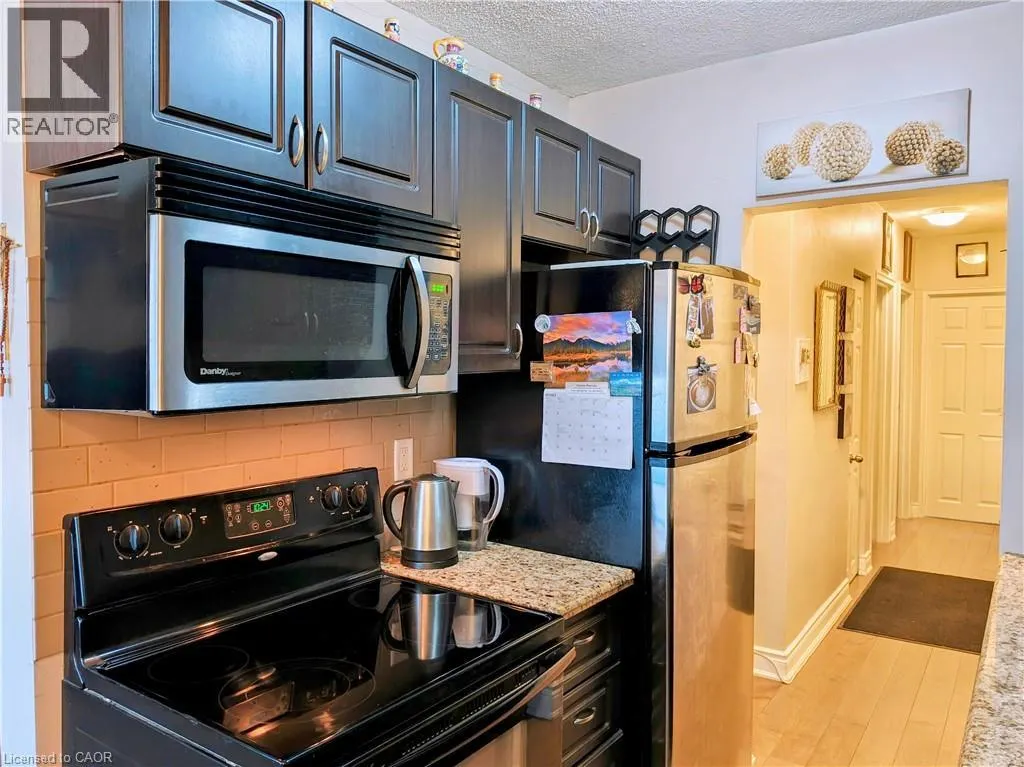 81 CHARLTON Avenue E Unit# 103, #103
