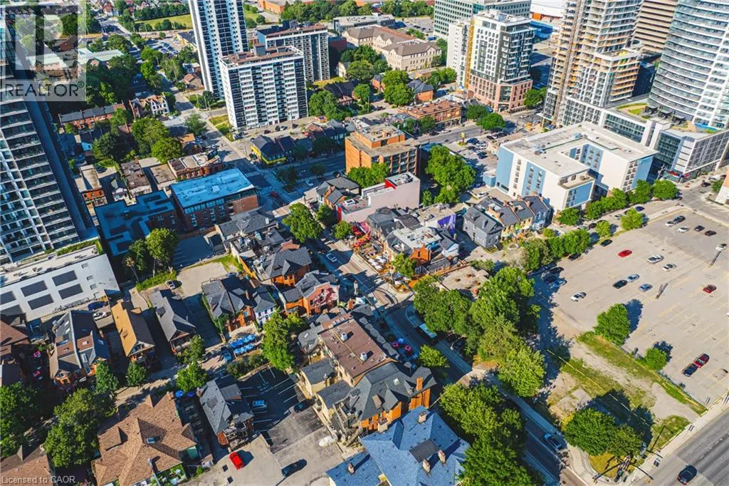 101 QUEEN Street S Unit# 606, #606