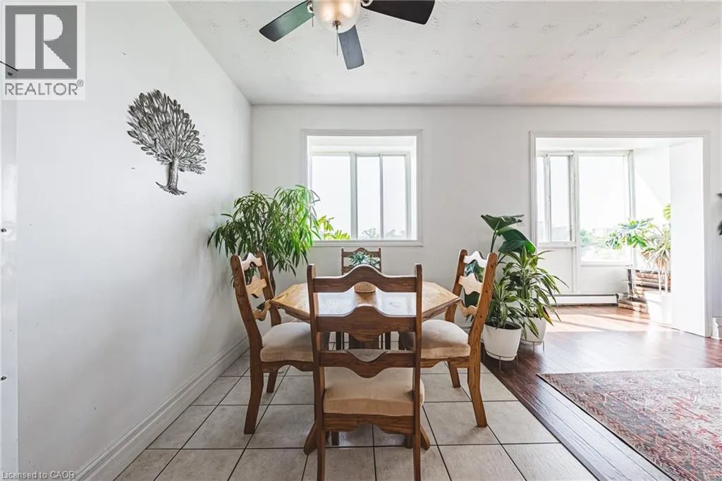 101 QUEEN Street S Unit# 606, #606