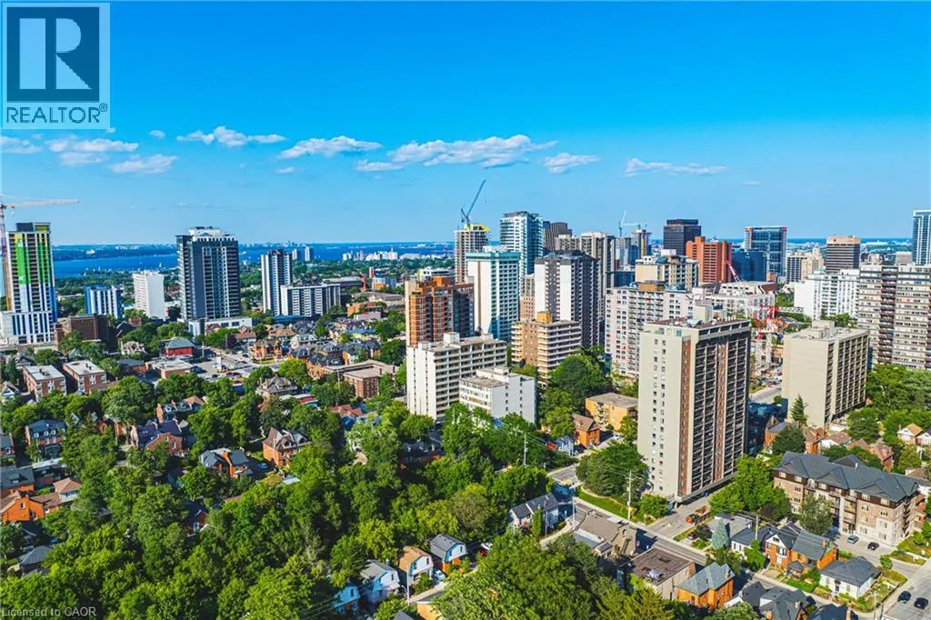 101 QUEEN Street S Unit# 606, #606