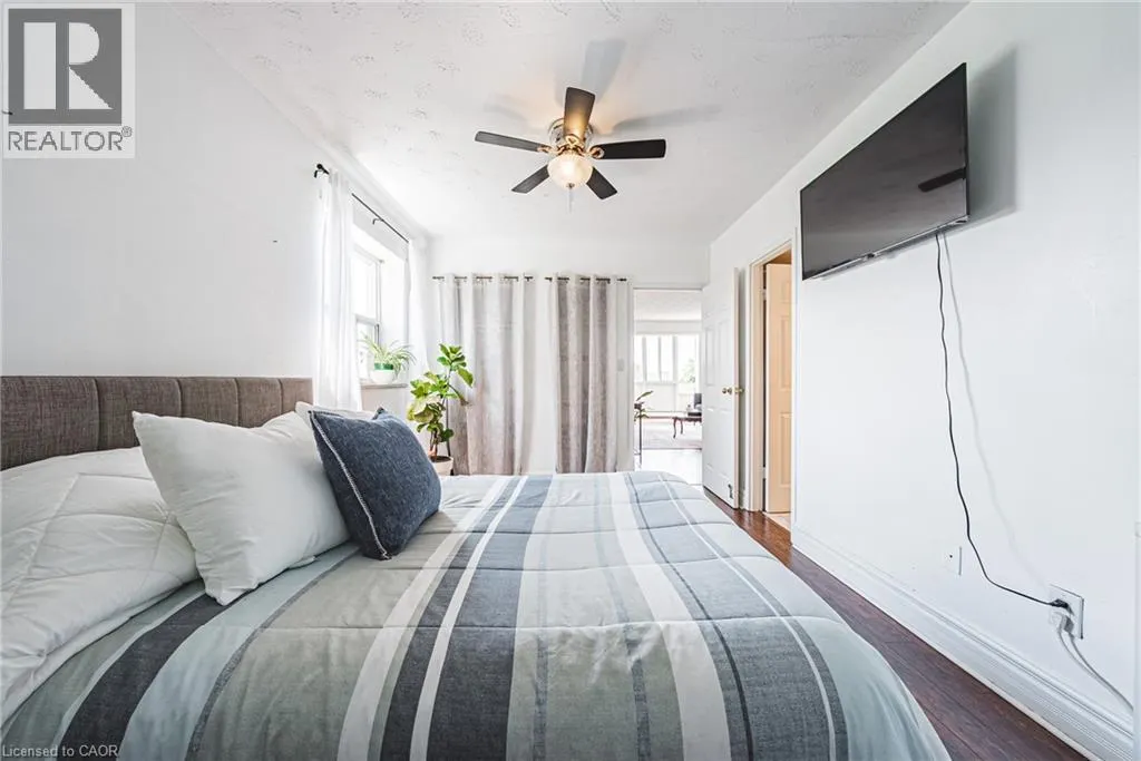 101 QUEEN Street S Unit# 606, #606