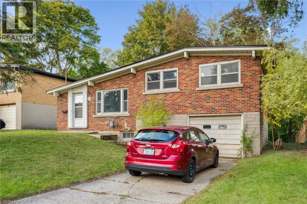 226 DICK Street
