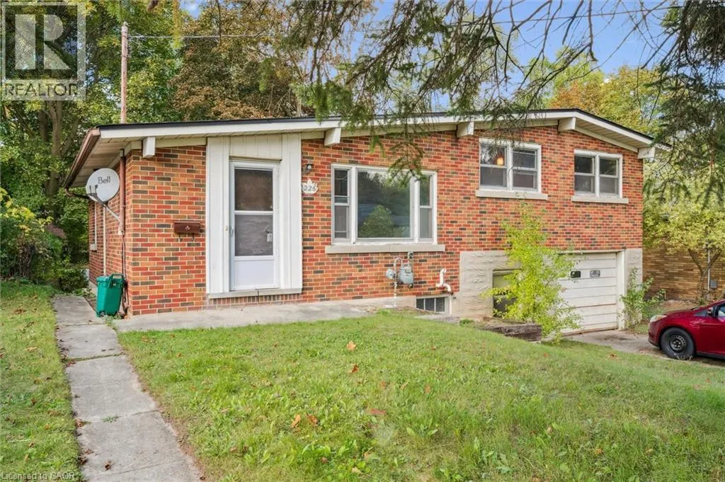 226 DICK Street