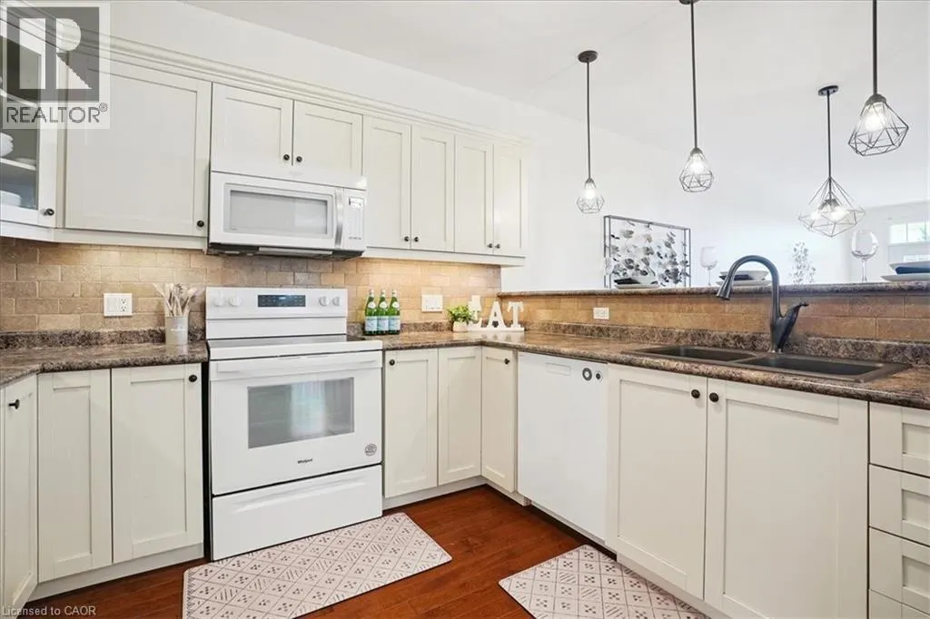 4314 LINDSEY Crescent