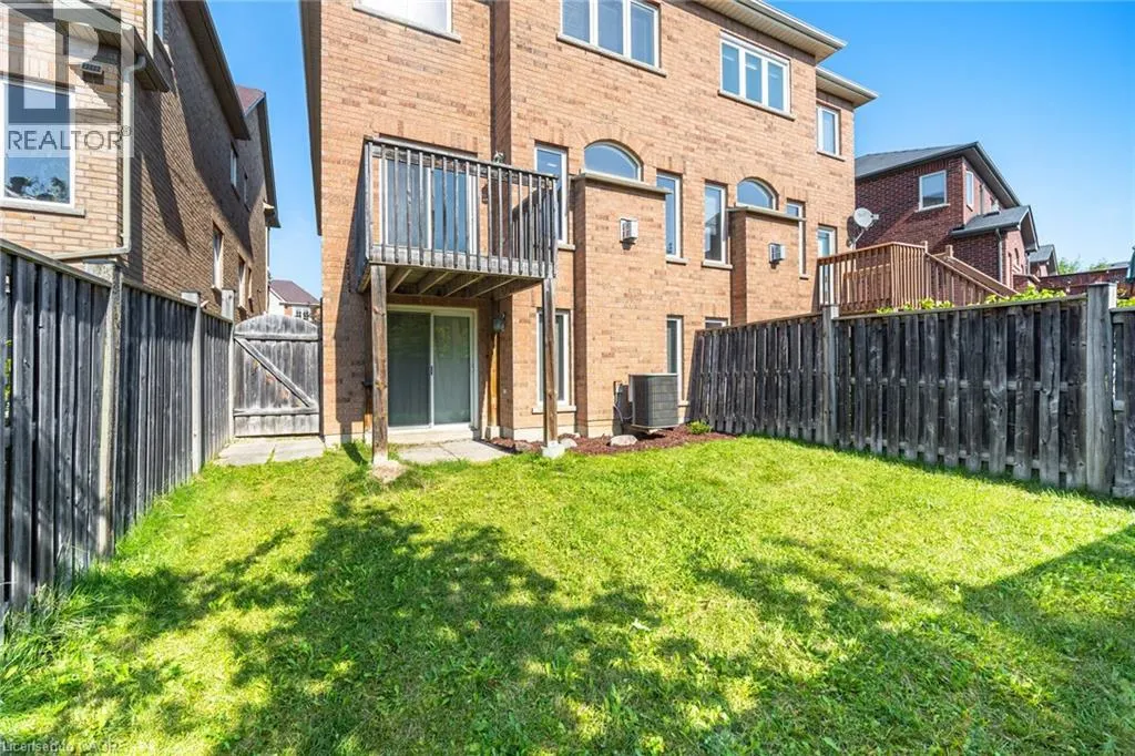81 PAPERBARK Avenue