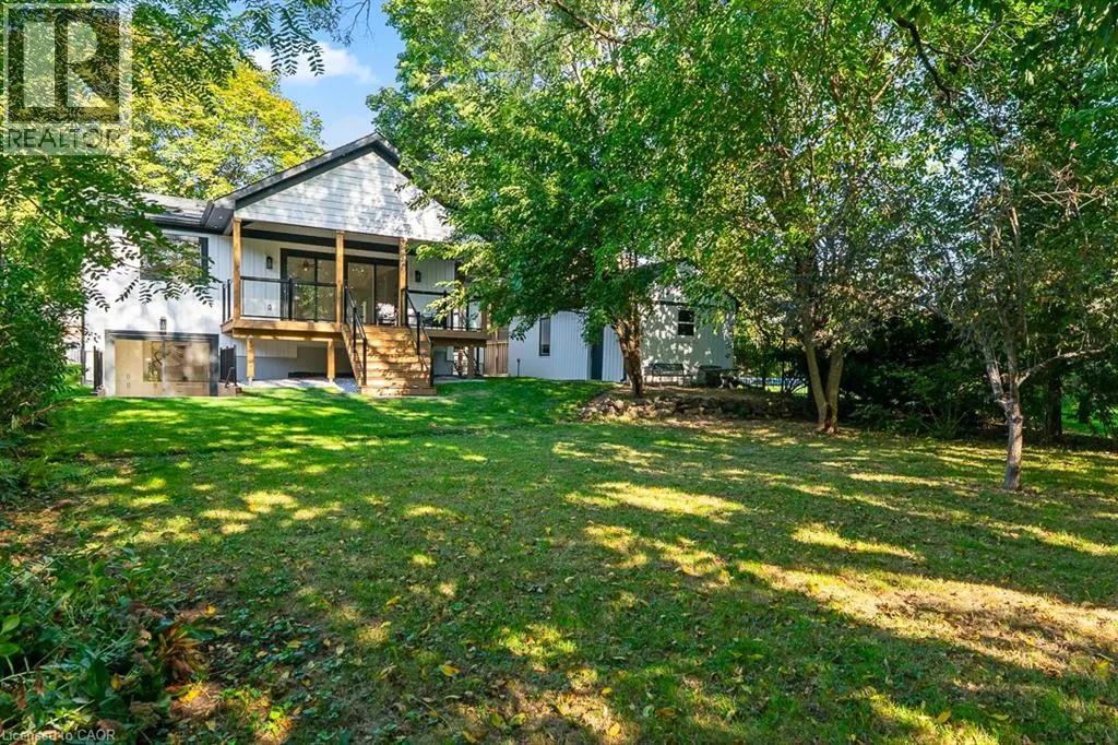 2282 FAIRLEIGH Place