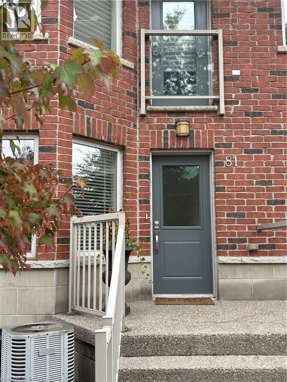 81 YOUNG Street